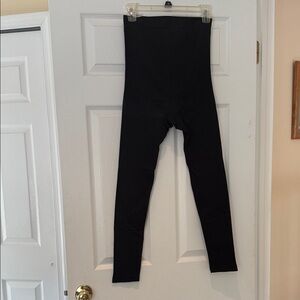 Underoutfit High Waist Shaping Legging Brand new-never worn.